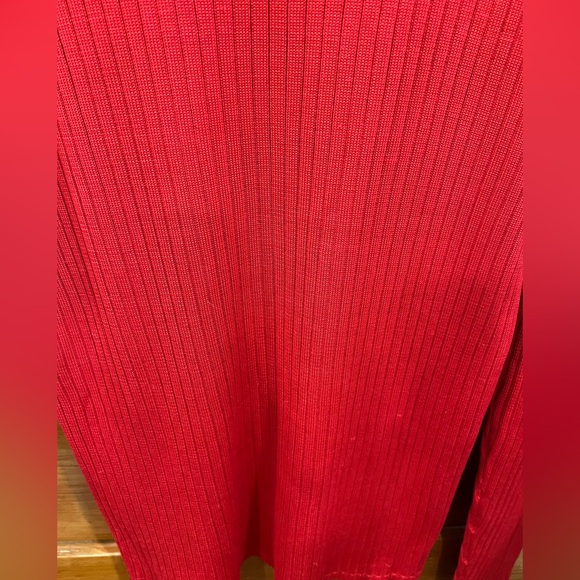 Escada Vibrant Red V-Neck Ribbed Sweater - Picture 5 of 8